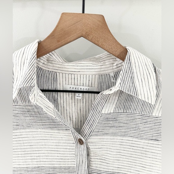 Foxcroft Linen Blend Gray Stripe Tunic Size 4 - Picture 4 of 5